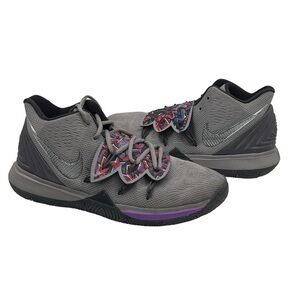Nike Grade School Kyrie 5 Graffiti Basketball Shoes Size 6.5 Youth